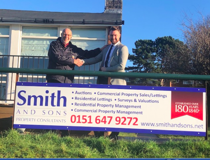 SMITH AND SONS THROW WEIGHT BEHIND OXTON PARKONIANS RUFC  